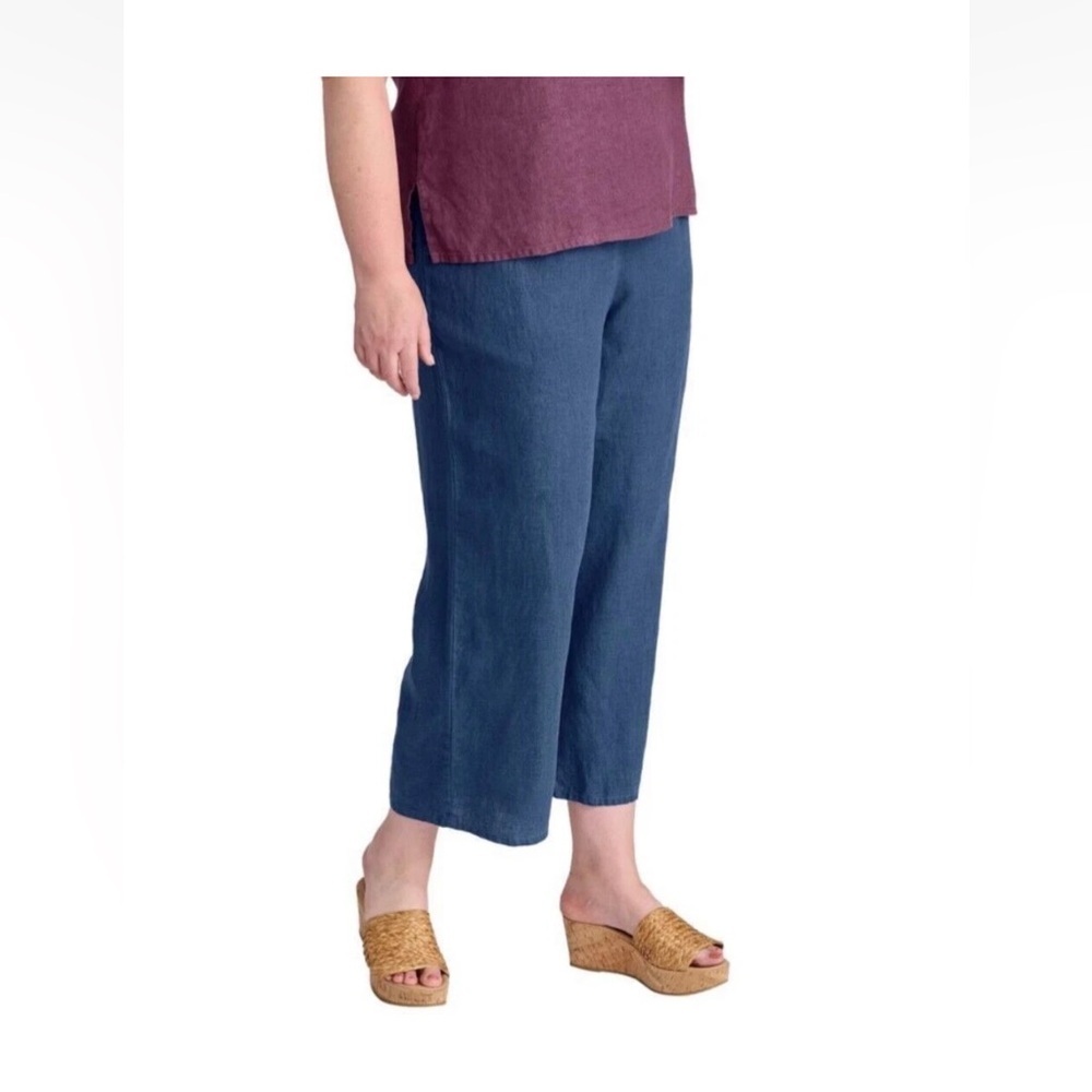 Flax Cropped Linen Pants in Navy Blue